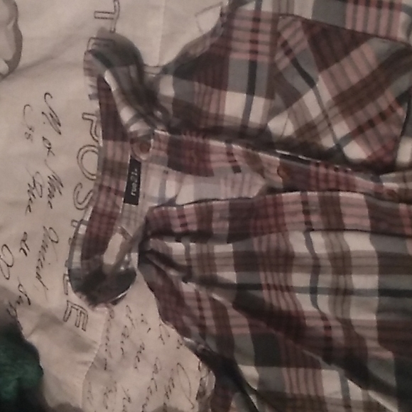 Top - Picture 3 of 4